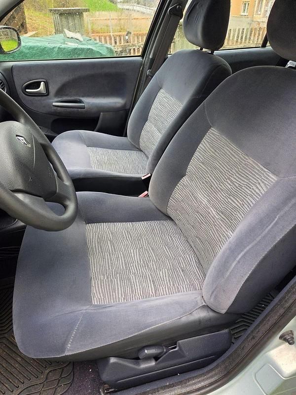 Brugt Renault Mégane II Authentique 95 HK (69 kW) 2002 Grå Sedan