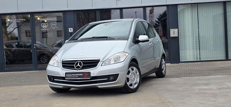 Gebraucht Mercedes A150 95 PS (69 kW) 2009 Silber Limousine