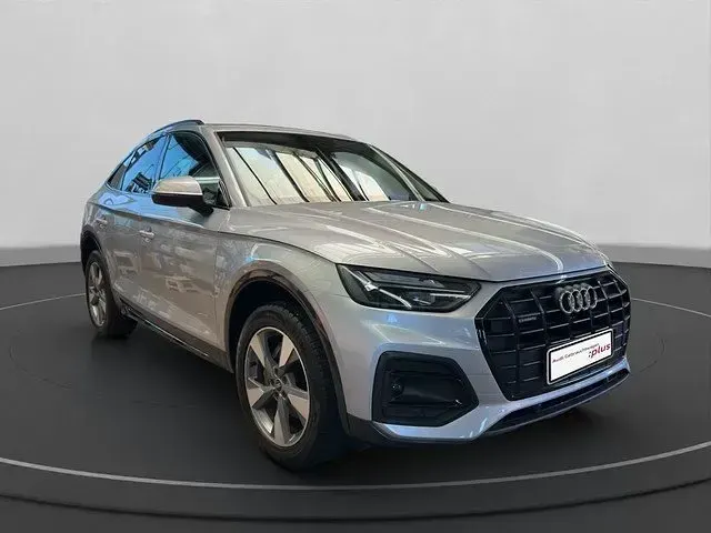 Gebraucht Audi Q5 Sportback Advanced Plus 204 PS (150 kW) 2022 Florettsilber SUV