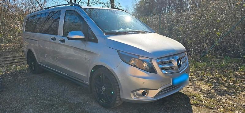 Gebraucht Mercedes Vito 163 PS (119 kW) 2017 Silber Van