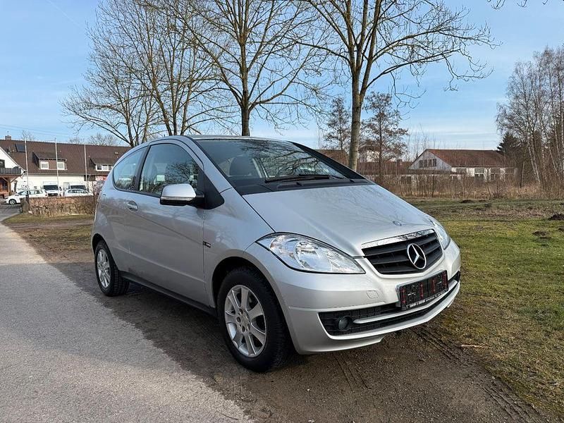 Gebraucht Mercedes A150 95 PS (69 kW) 2008 Silber Limousine