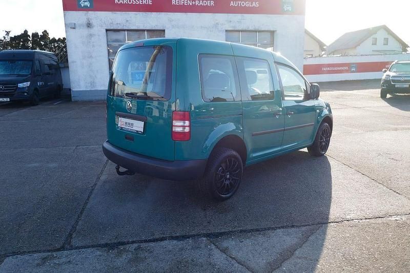 Gebraucht VW Caddy 110 PS (80 kW) 2014 Grün Van / Kleinbus