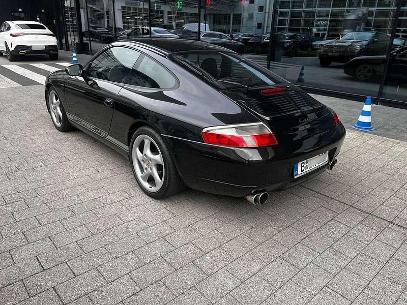Gebraucht Porsche 911 Carrera 300 PS (220 kW) 2000 Schwarzmetallic Coupé