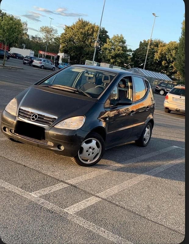 Gebraucht Mercedes A140 80 PS (58 kW) 2001 Schwarz Kleinwagen