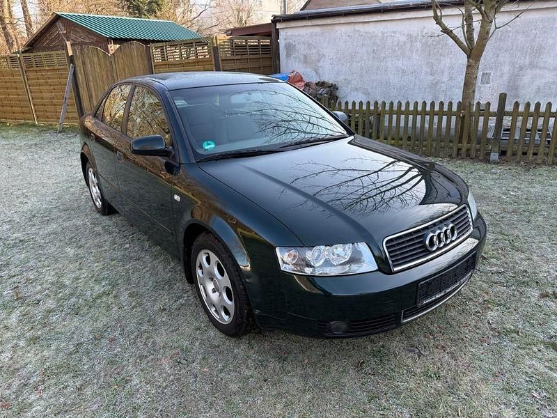 Gebraucht Audi A4 131 PS (96 kW) 2003 Grün Limousine
