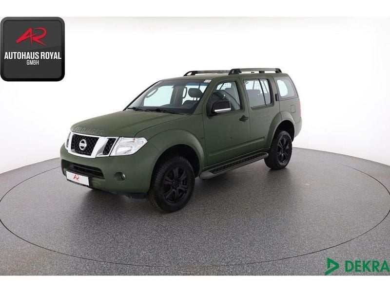 Schwarz Gebraucht 2015 Nissan Pathfinder SUV | 21.879 € (Guter Preis) - Bild 1/4