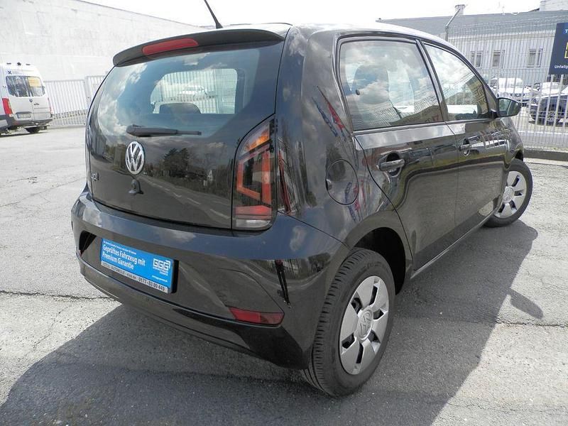 Second-hand VW up! move up! 60 CP (44 kW) 2017 Negru Hatchback