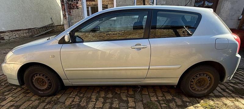 Gebraucht Toyota Corolla 97 PS (71 kW) 2005 Blau Limousine