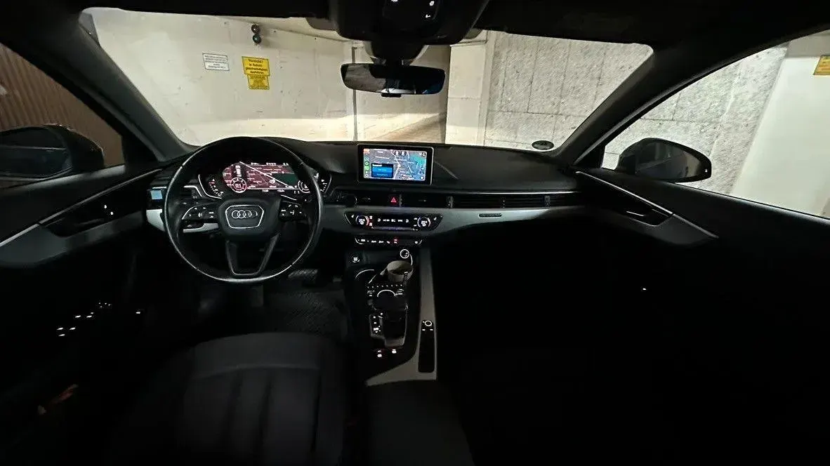Gebraucht Audi A4 Design 190 PS (139 kW) 2018 Blau Kombi