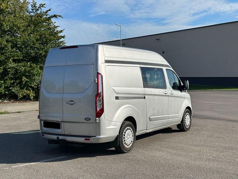 Gebraucht Ford Transit Custom 155 PS (114 kW) 2016 Silber Van / Kleinbus