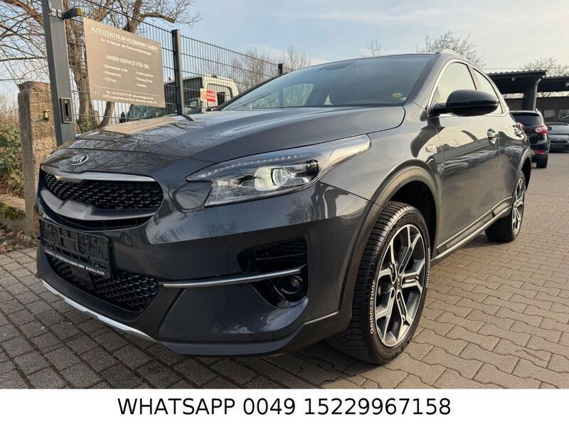 Grau Gebraucht 2020 Kia XCeed SUV | 18.400 € (Guter Preis) - Bild 1/4