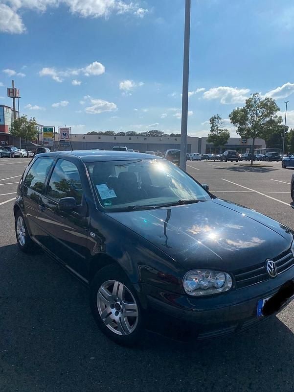 Gebraucht VW Golf IV 70 PS (51 kW) 2002 Schwarz Kleinwagen