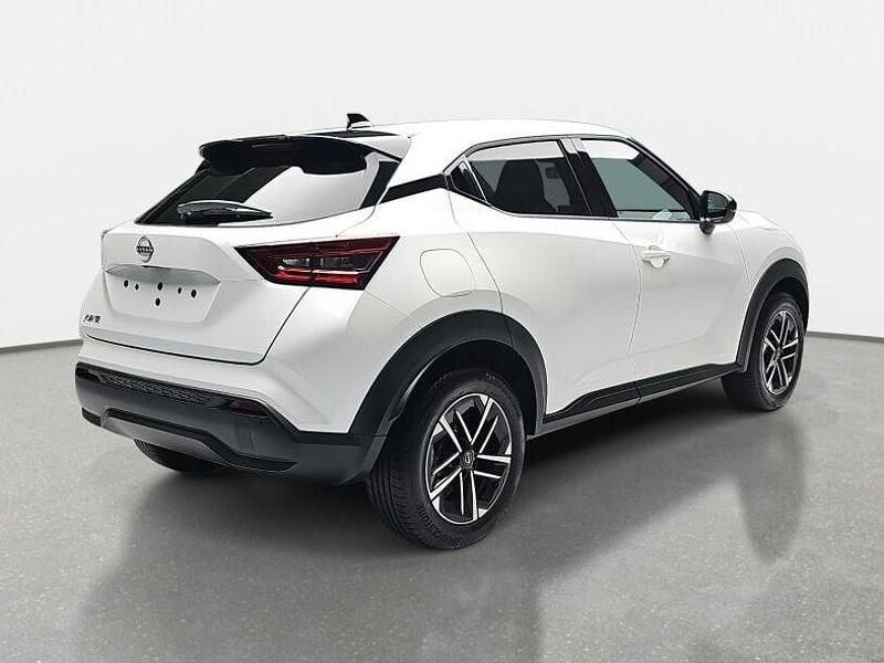 Neu Nissan Juke N-Connecta 114 PS (83 kW) 2025 Grau SUV