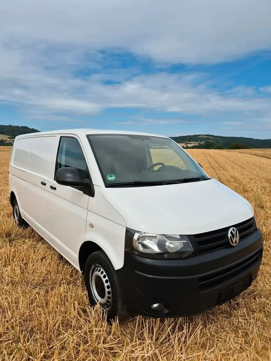 Gebraucht VW T5 105 PS (77 kW) 2015 Weiß Van