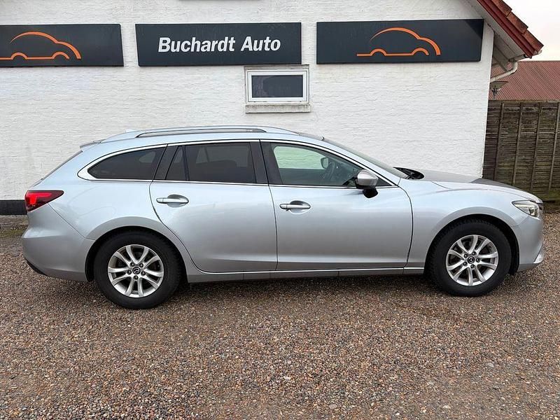 Grau Gebraucht 2016 Mazda 6 Vision Limousine | 9.300 € (Fairer Preis) - Bild 1/4