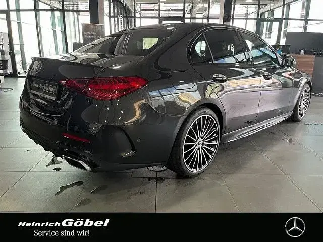 Gebraucht Mercedes C220 AMG line 197 PS (144 kW) 2026