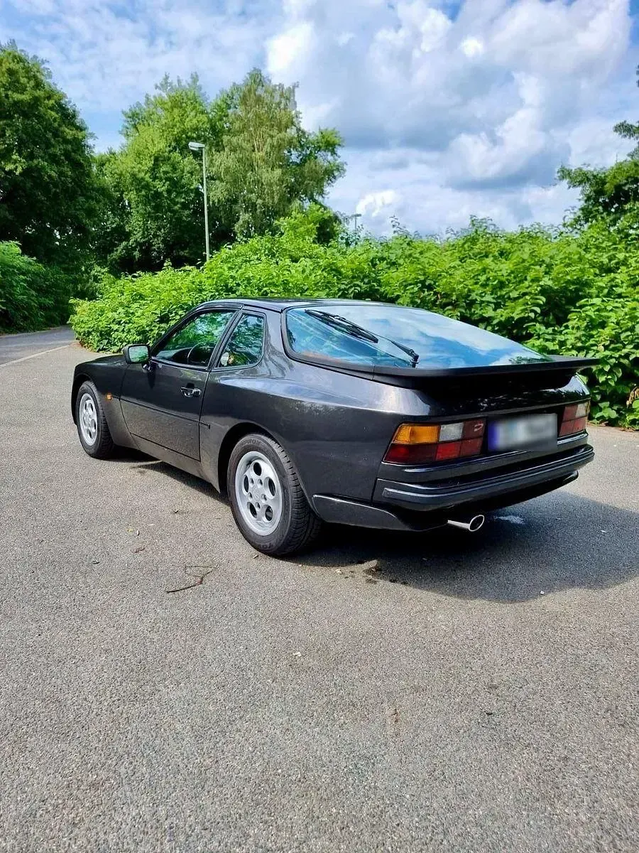 Usado Porsche 944 Edition 160 CV (117 kW) 1987 Negro Coupe