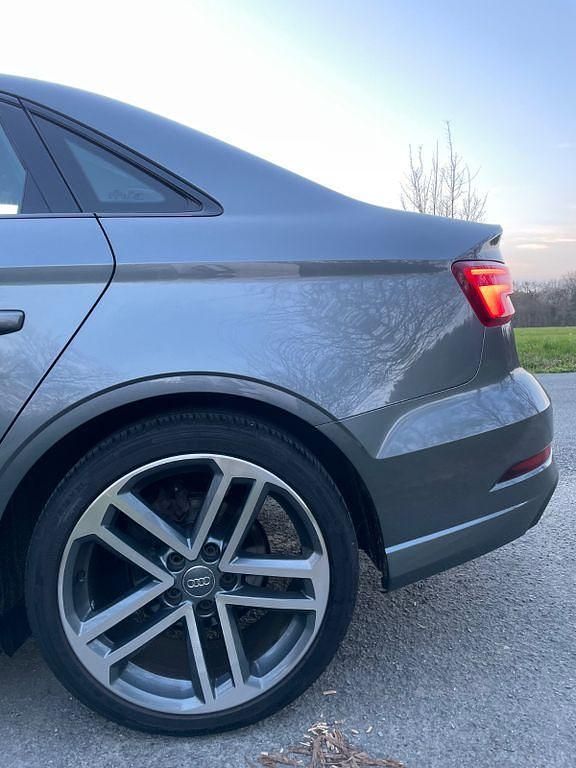 Gebraucht Audi A3 S-Line 116 PS (85 kW) 2019 Grau Limousine