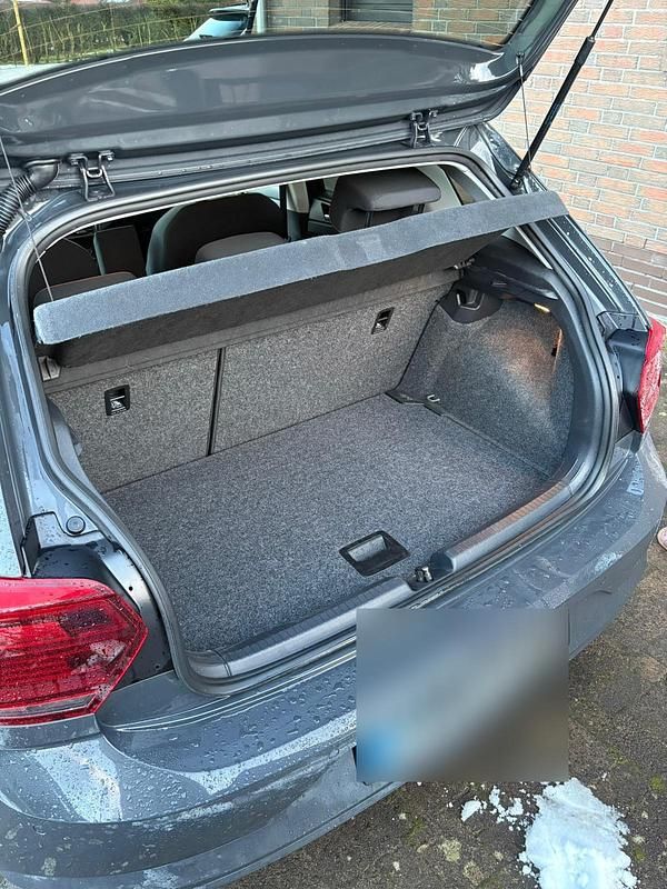 Gebraucht VW Polo Join 95 PS (69 kW) 2019 Grau Kleinwagen