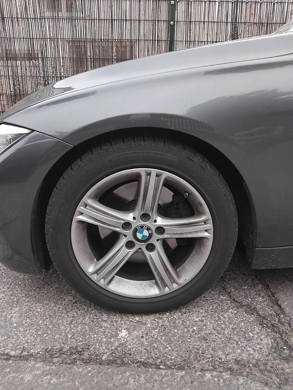 Gebraucht BMW 330 258 PS (189 kW) 2013 Grau Kombi