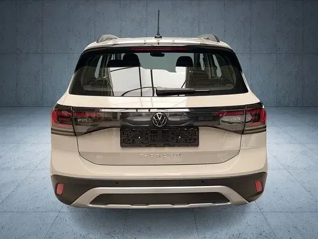 Gebraucht VW T-Cross Life 95 PS (69 kW) 2024 Grau SUV