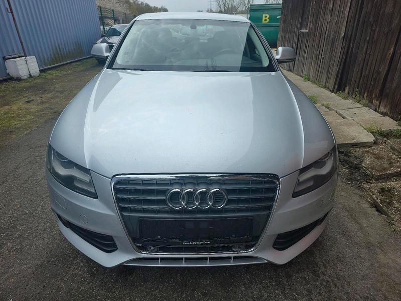 Gebraucht Audi A4 S-Line 160 PS (117 kW) 2009 Silber Limousine
