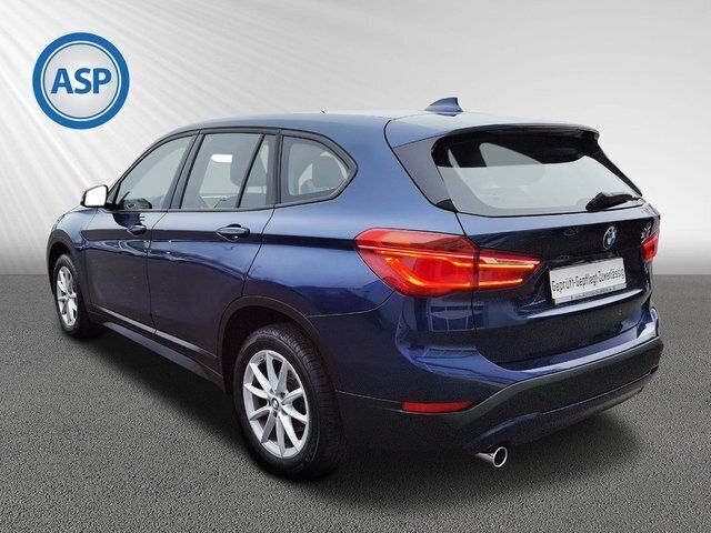 Gebraucht BMW X1 Advantage 136 PS (100 kW) 2016 Blau metallic SUV