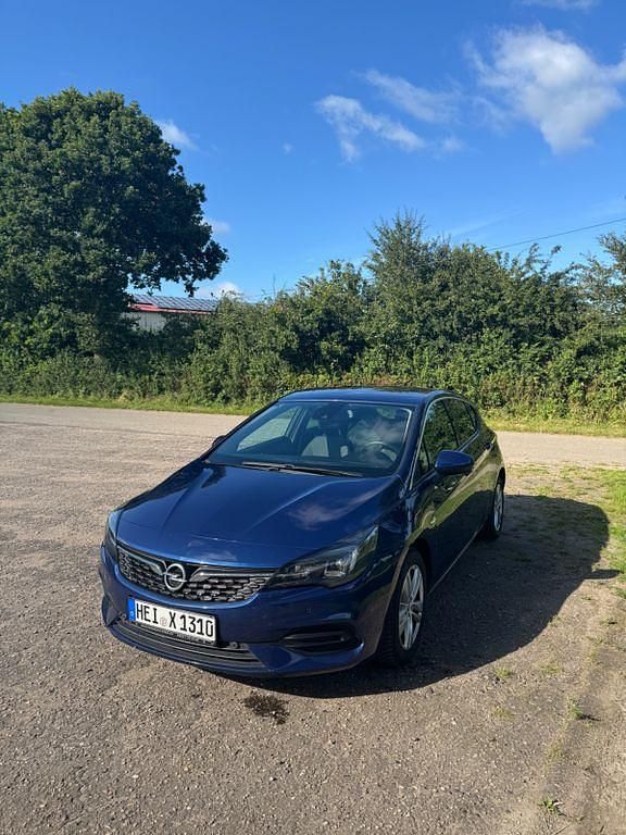 Blau Gebraucht 2020 Opel Astra Limousine | 10.699 € (Fairer Preis) - Bild 1/4