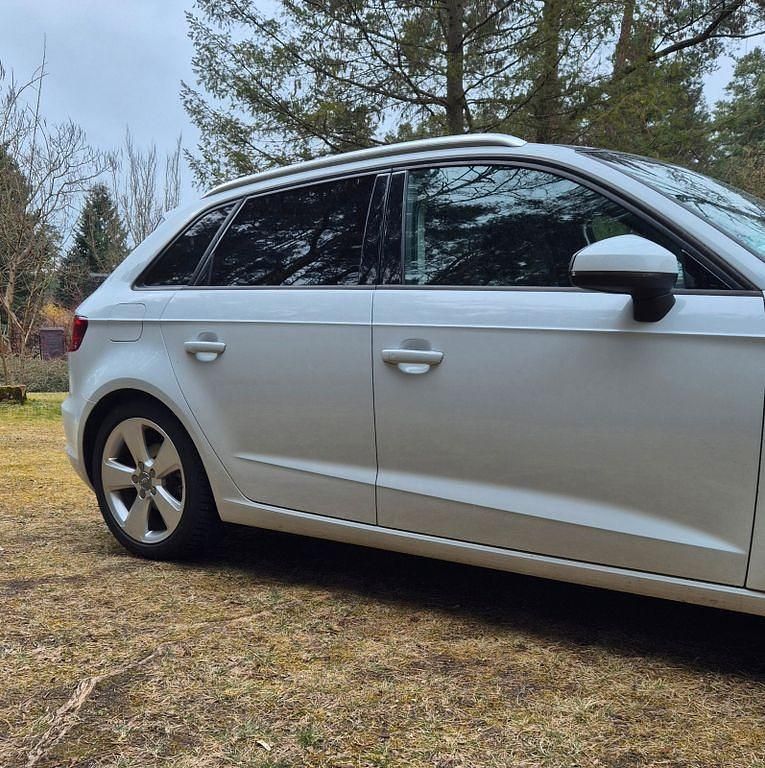 Gebraucht Audi A3 Ambition 150 PS (110 kW) 2015 Weiß Limousine