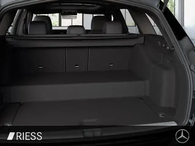 Gebraucht Mercedes E300 306 PS (225 kW) 2023