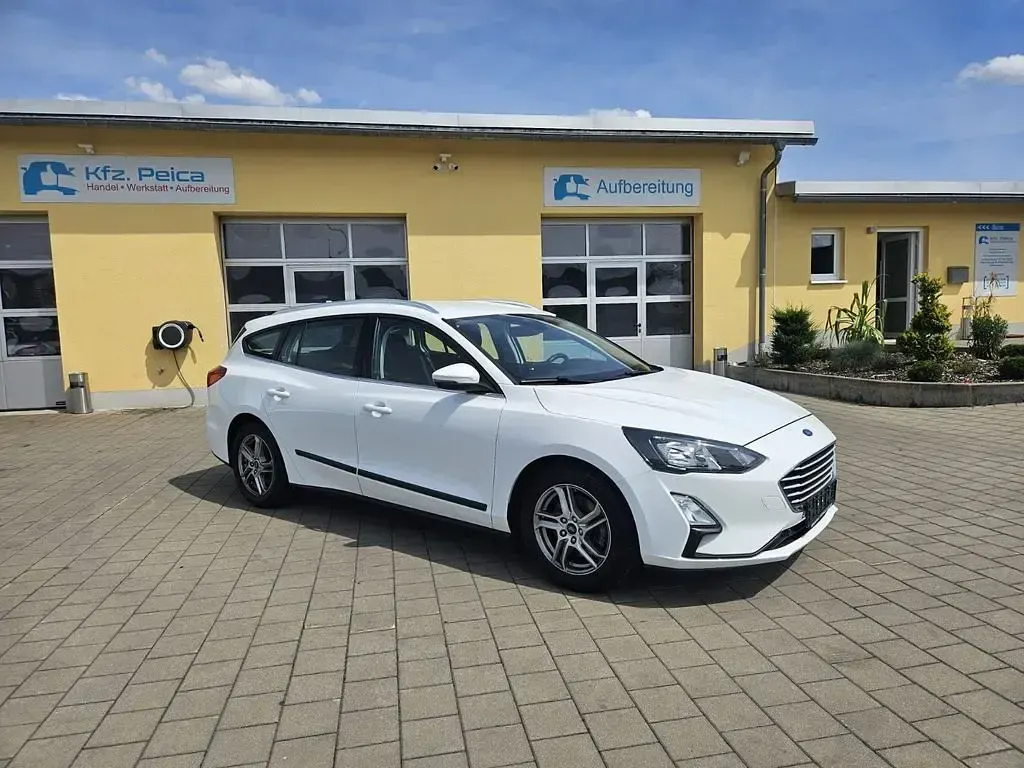 Gebraucht Ford Focus 120 PS (88 kW) 2020 Weiß Limousine