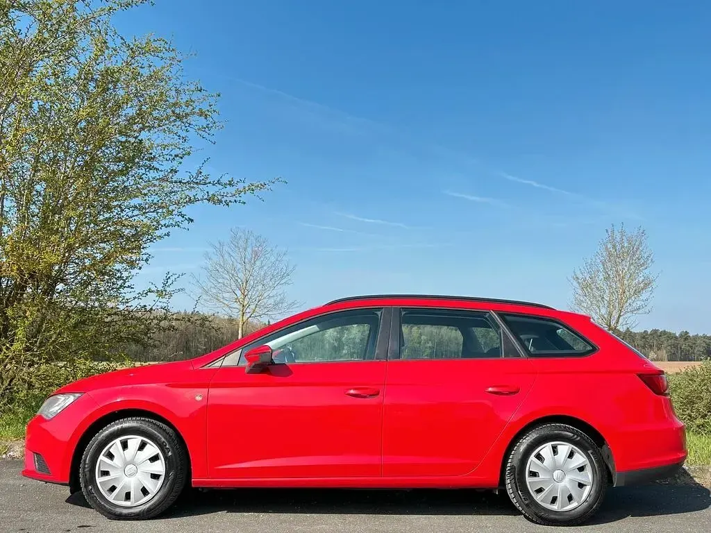 Gebraucht Seat Leon ST Reference 110 PS (80 kW) 2016 Rot Kombi
