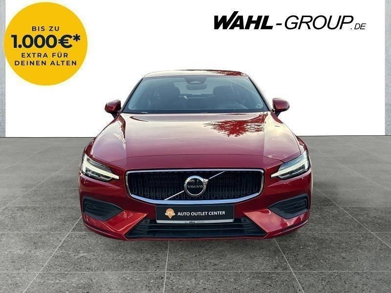 Gebraucht Volvo S60 197 PS (144 kW) 2024 Rot Limousine