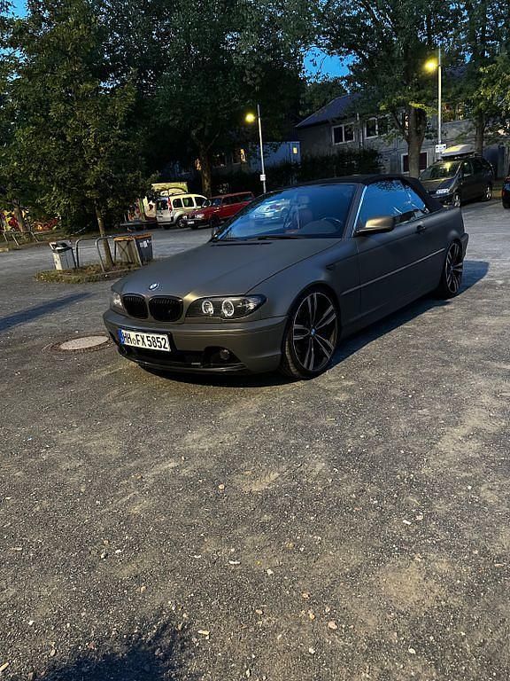 Schwarz Gebraucht 2004 BMW 325 Cabriolet Performance Cabrio | 8.500 € (Superpreis) - Bild 1/4
