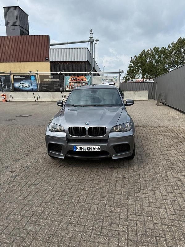 Silber Gebraucht 2010 BMW X5 M Sport Line SUV | 19.800 € (Fairer Preis) - Bild 1/4