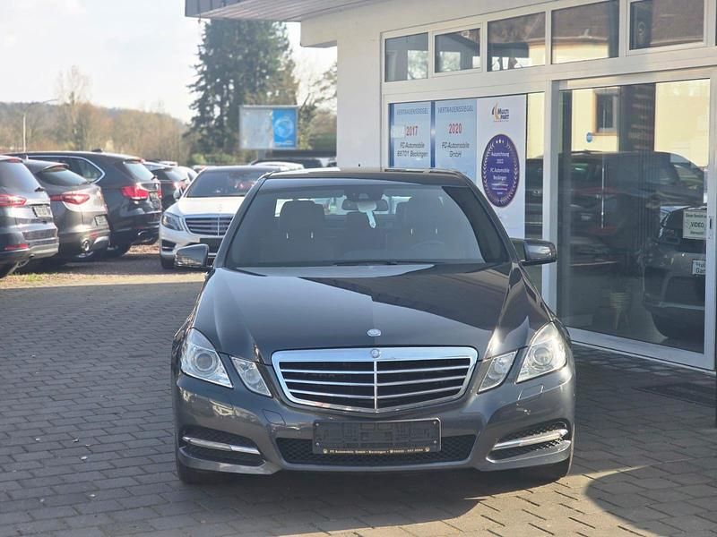 Gebraucht Mercedes E350 265 PS (194 kW) 2012 Grau Limousine
