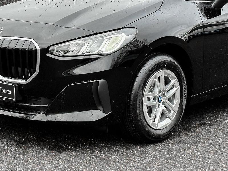 Neu BMW 216 Active Tourer 122 PS (89 kW) 2026 Schwarz Van / Kleinbus