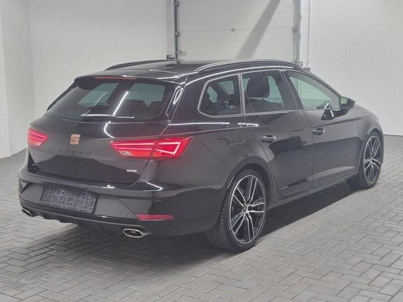 Second-hand Seat Leon ST 4Drive 300 CP (220 kW) 2020 Negru Break