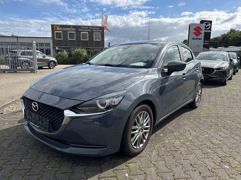 Grau Gebraucht 2021 Mazda 2 Kizoku Limousine | 16.450 € (Etwas zu teuer) - Bild 1/4