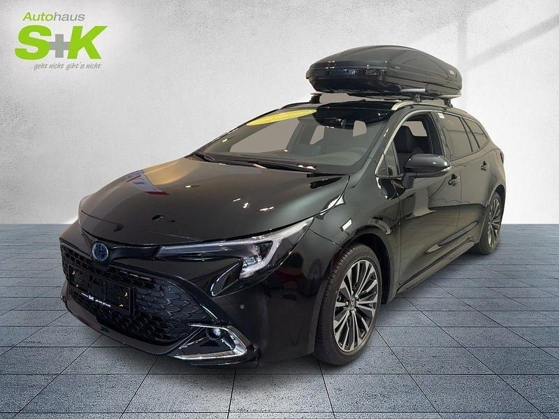 Mysticschwarz mica (schwarz) Neu 2025 Toyota Corolla Kombi | 37.990 € - Bild 1/4
