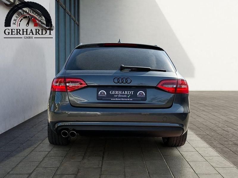 Używany Audi A4 S-Line 245 KM (180 kW) 2015 Szary Kombi