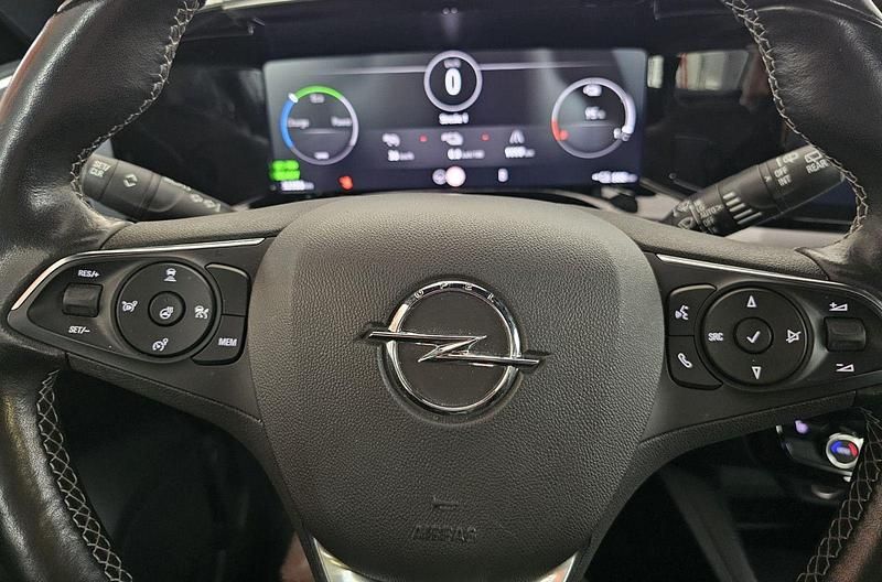 Gebraucht Opel Mokka-e Ultimate 100 kW (136 PS) 2022 Silber SUV