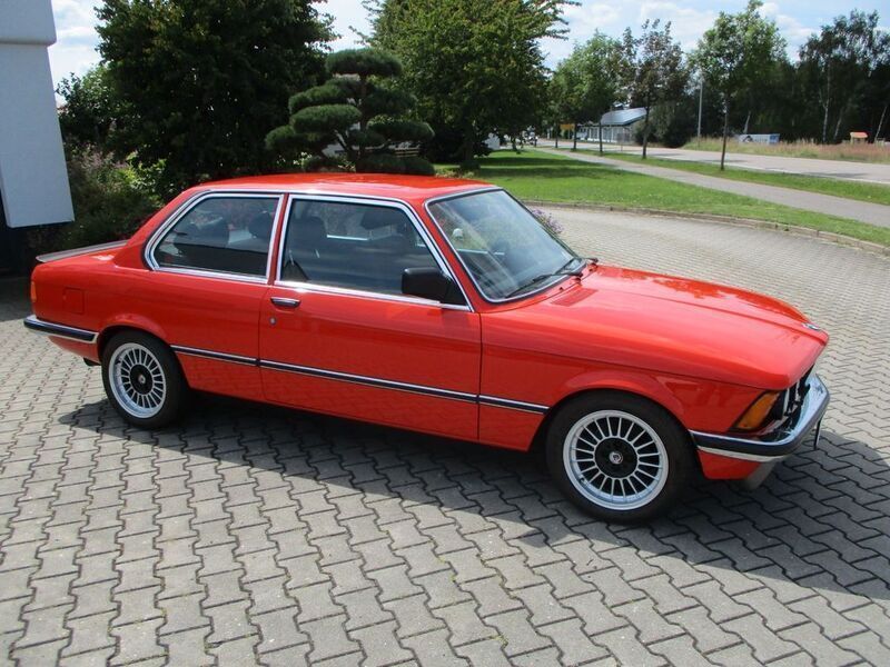 Gebraucht BMW 323 Performance 143 PS (105 kW) 1979 Hennarot Limousine