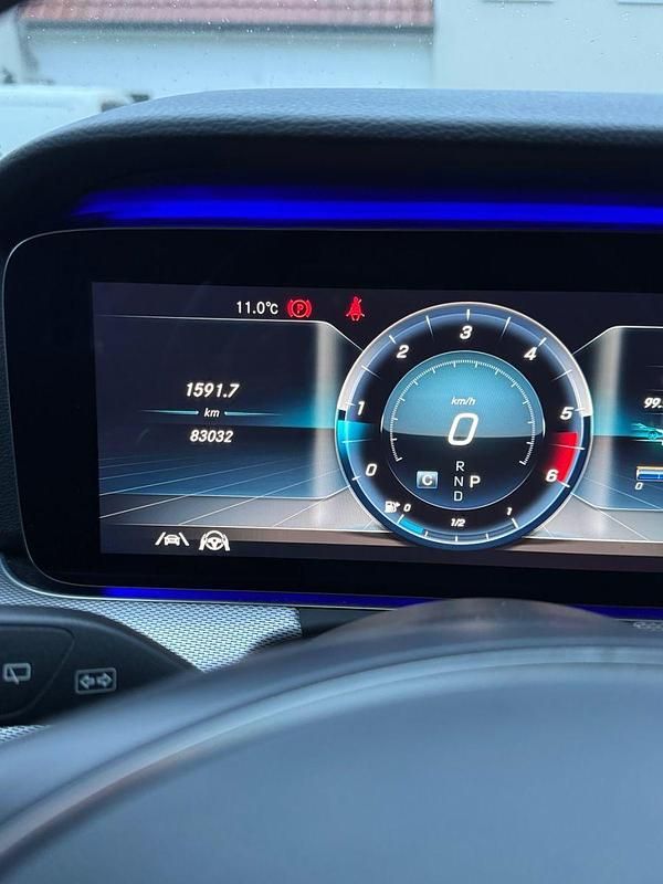 Gebraucht Mercedes E220 AMG 194 PS (142 kW) 2016 Grau Kombi