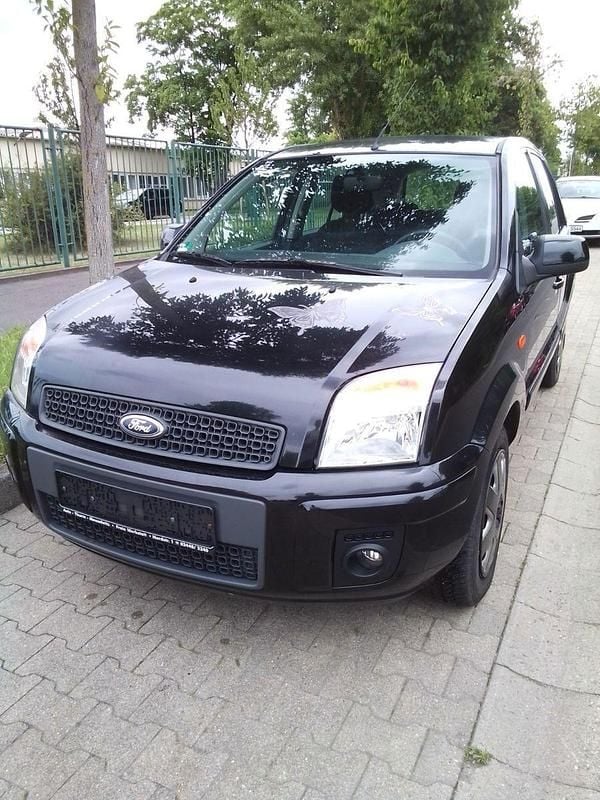 Schwarz Gebraucht 2011 Ford Fusion Ambiente Limousine | 2.999 € (Fairer Preis) - Bild 1/4