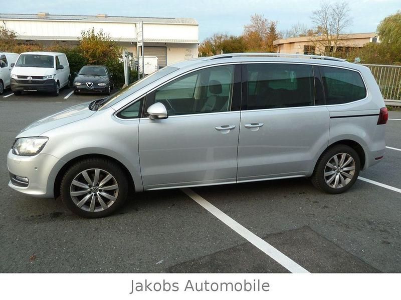 Gebraucht VW Sharan 150 PS (110 kW) 2016 Silber Van / Kleinbus