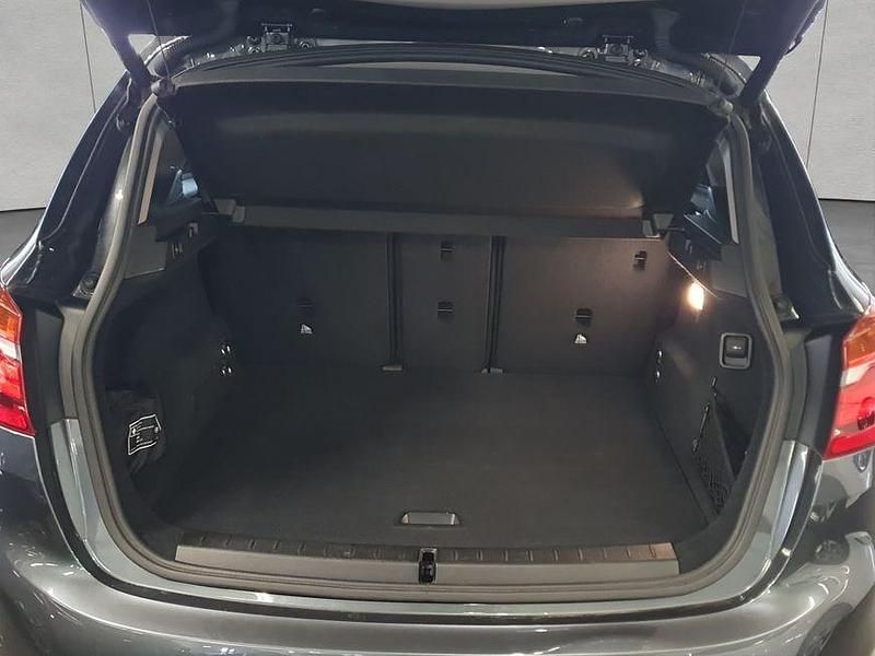 Gebraucht BMW 218 Active Tourer Advantage 150 PS (110 kW) 2019 Mineralgrau metallic Van / Kleinbus