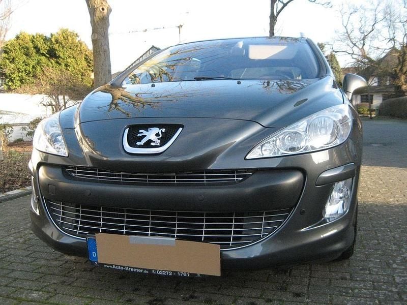 Gebraucht Peugeot 308 SW Platinum 140 PS (102 kW) 2009 Grau Kombi