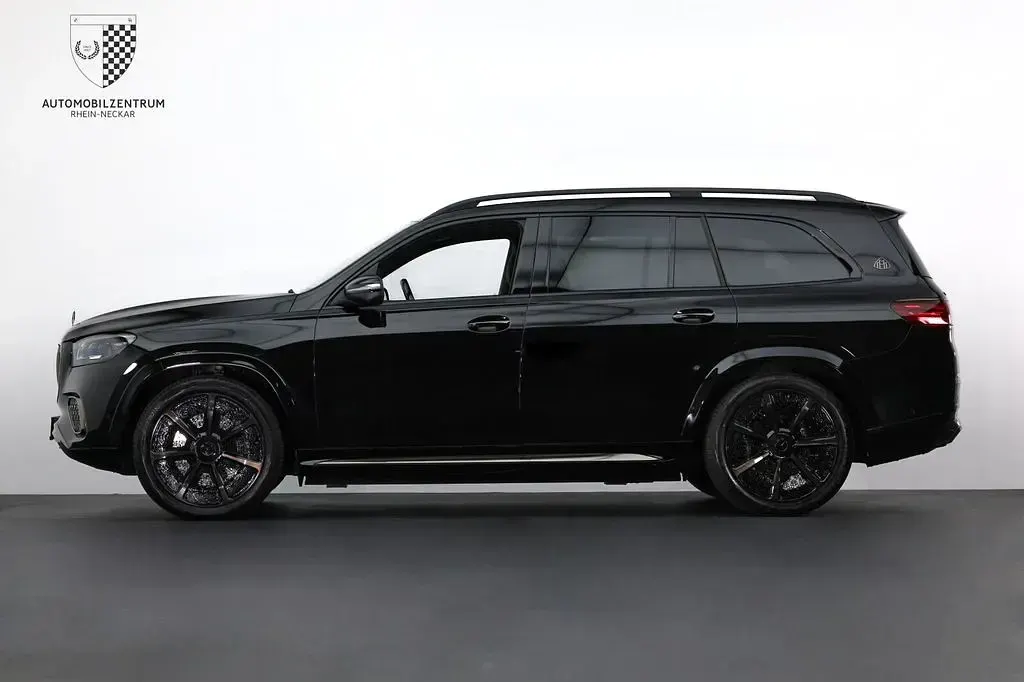 Gebraucht Mercedes GLS600 Maybach Night 557 PS (409 kW) 2026 Schwarz SUV