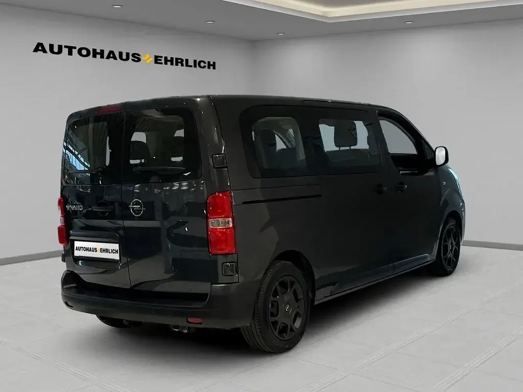 Gebraucht Opel Vivaro-e Combi 177 PS (130 kW) 2024 Grau Van / Kleinbus